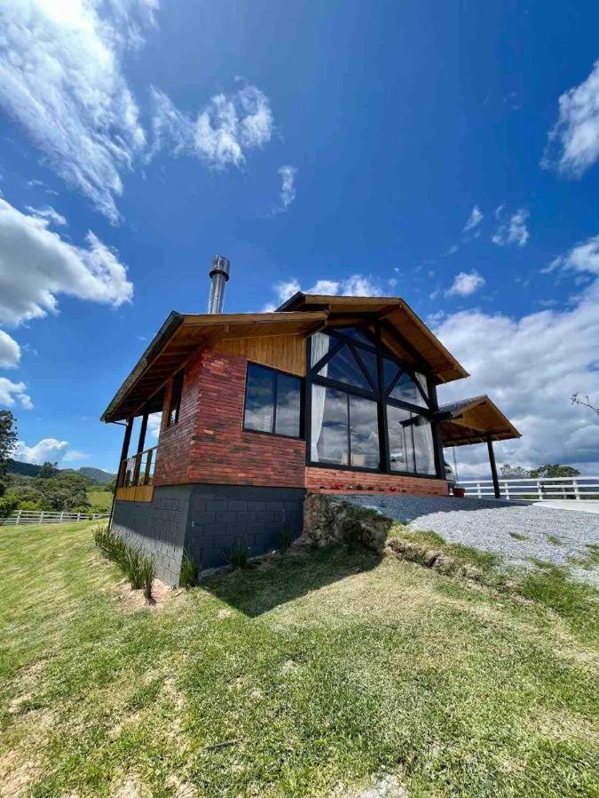 Alameda Dos Ipes, Casa Completa, Para Toda Familia Santo Amaro da Imperatriz Buitenkant foto